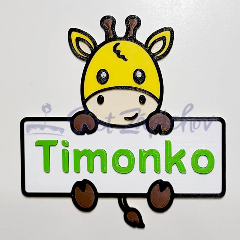 Žirafka s menom