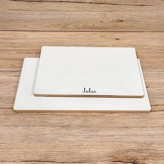 Hrubý 8 mm podnos obdĺžnik s gravírom - Biely